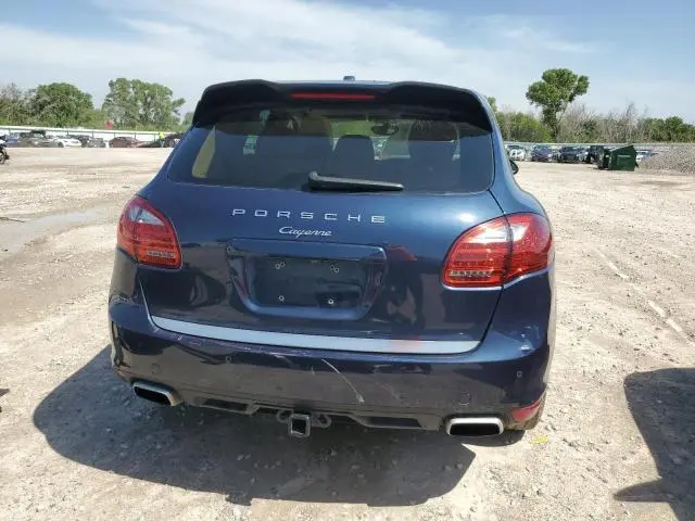 2013 PORSCHE CAYENNE   