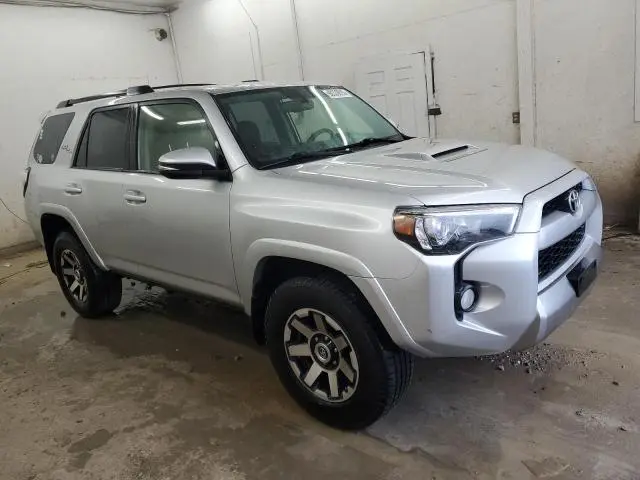 2019 TOYOTA 4RUNNER SR5/SR5 PREMIUM  