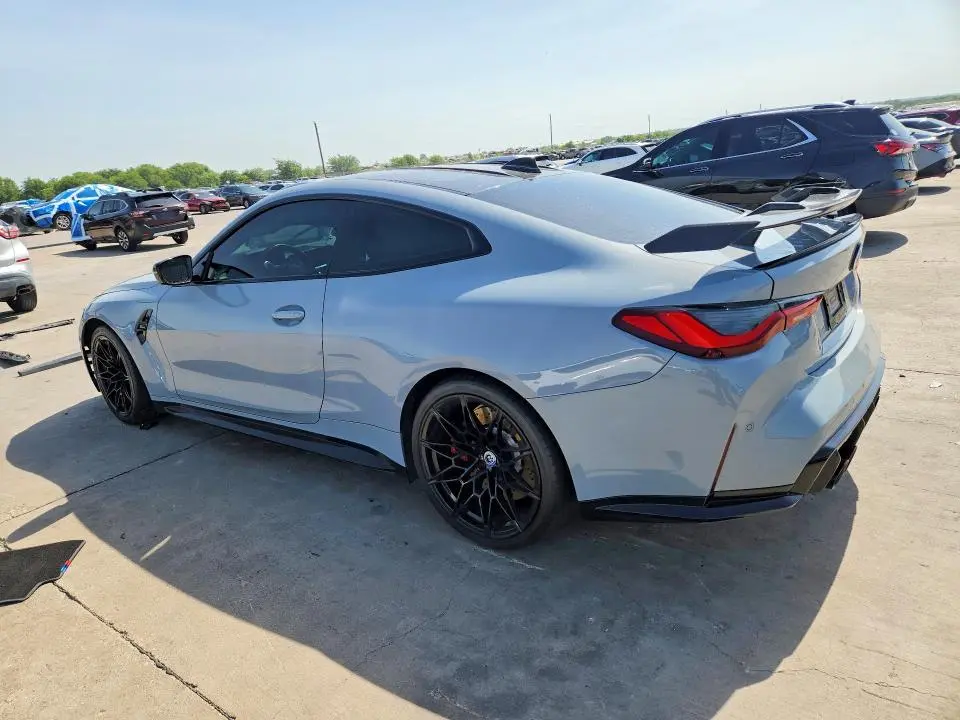 2022 BMW M4 COMPETITION  