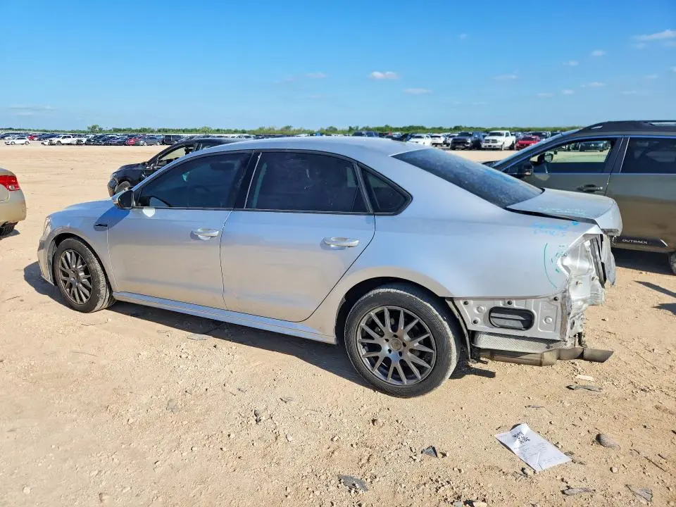 2018 VOLKSWAGEN PASSAT S  