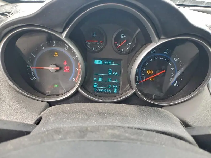 2014 CHEVROLET CRUZE LS  