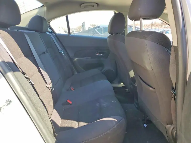 2015 CHEVROLET CRUZE LT  