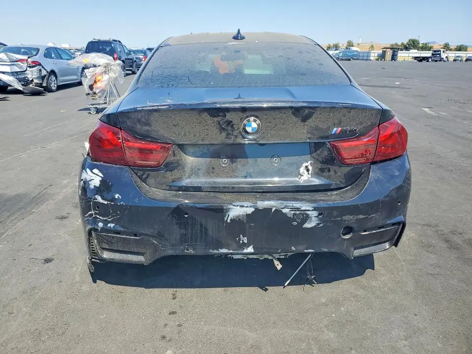 2018 BMW M4   