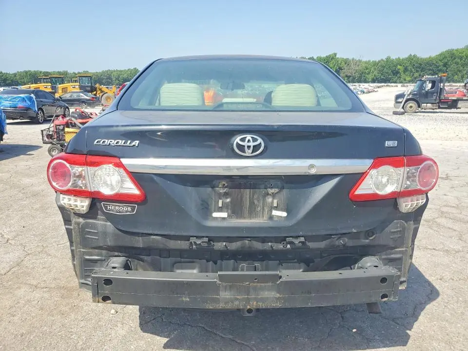 2013 TOYOTA COROLLA LE  