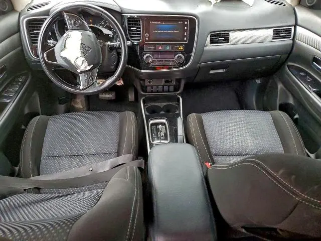 2017 MITSUBISHI OUTLANDER SE  