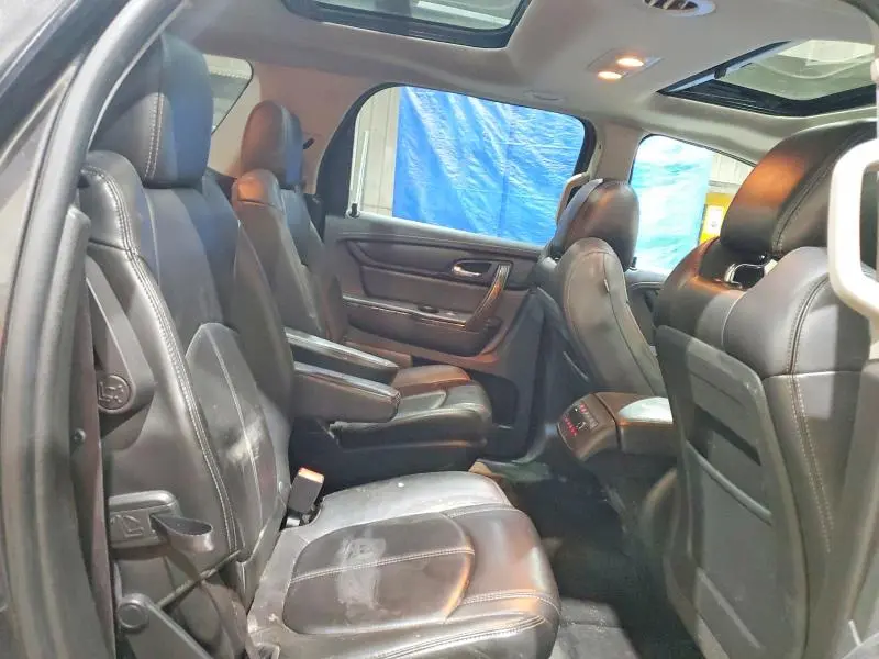 2015 GMC ACADIA SLT-2  