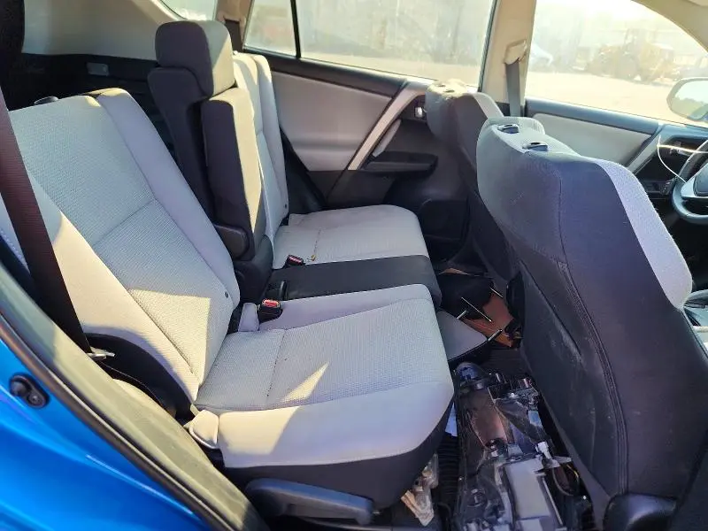 2017 TOYOTA RAV4 XLE  