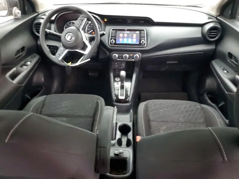 2021 NISSAN KICKS S  