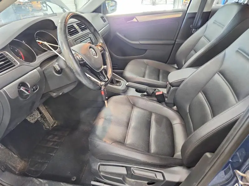 2017 VOLKSWAGEN JETTA SE  