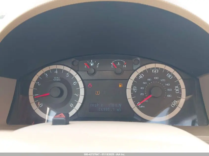 2010 FORD ESCAPE LIMITED