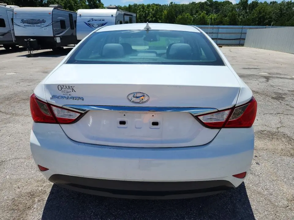 2014 HYUNDAI SONATA GLS  