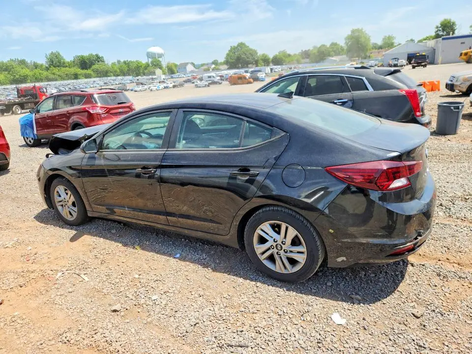 2020 HYUNDAI ELANTRA SEL  