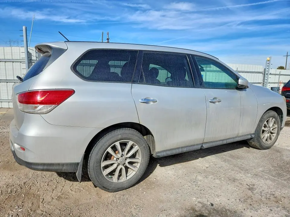2015 NISSAN PATHFINDER S  