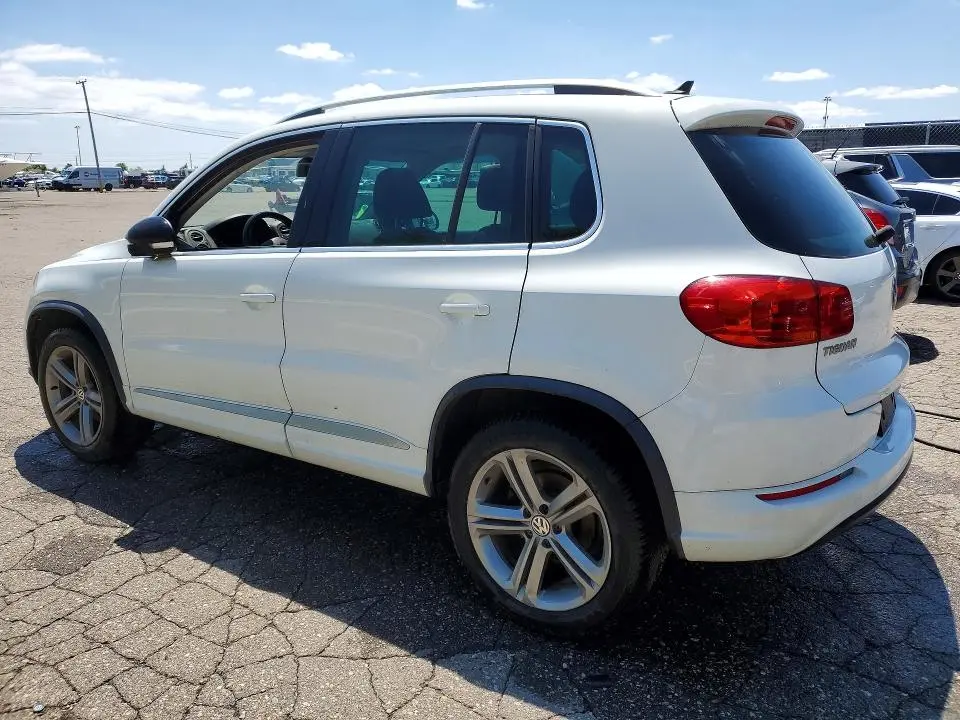2017 VOLKSWAGEN TIGUAN SPORT  