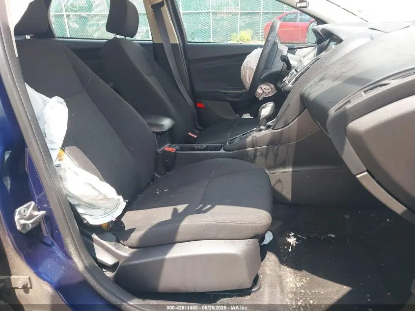 2017 FORD FOCUS SEL