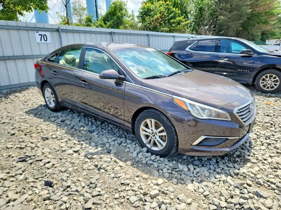 2017 HYUNDAI SONATA SE  