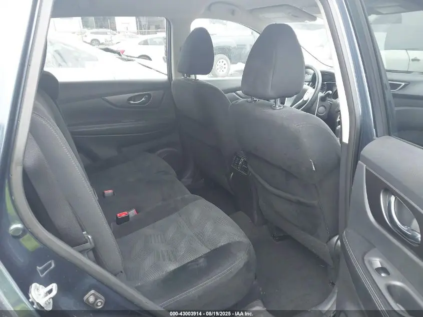 2016 NISSAN ROGUE SV