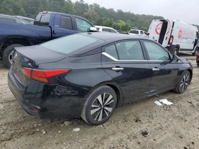 2022 NISSAN ALTIMA SL  