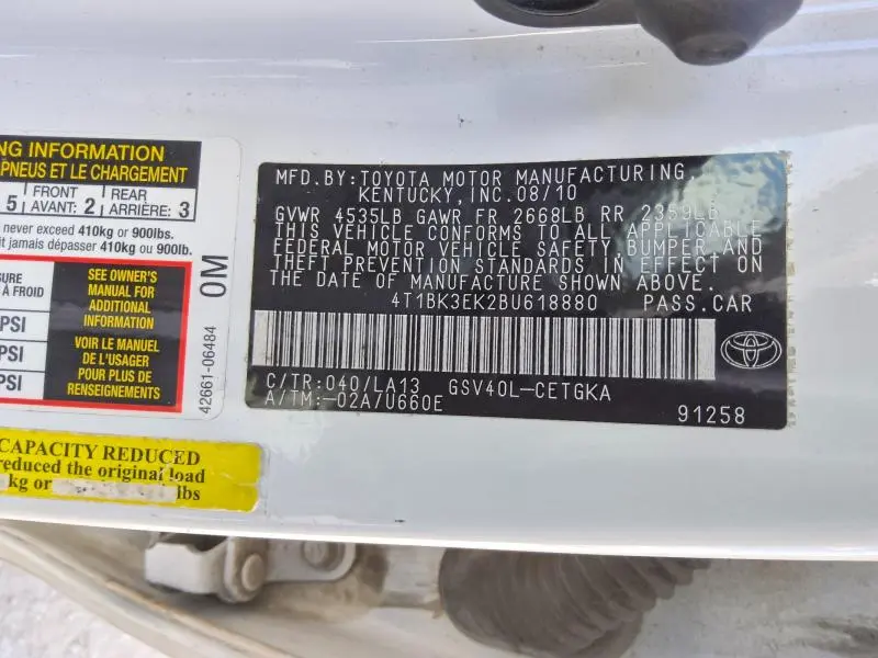 2011 TOYOTA CAMRY XLE V6  