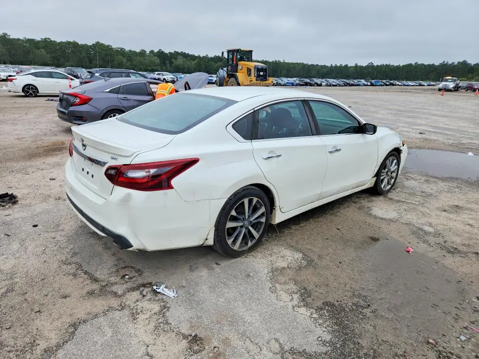 2017 NISSAN ALTIMA 2.5 SR  