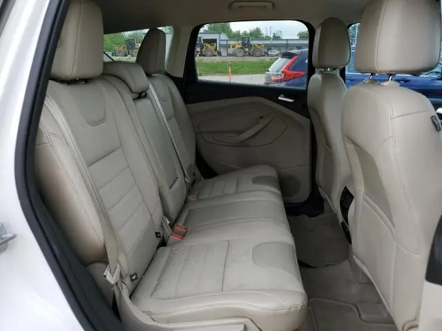 2016 FORD ESCAPE SE  