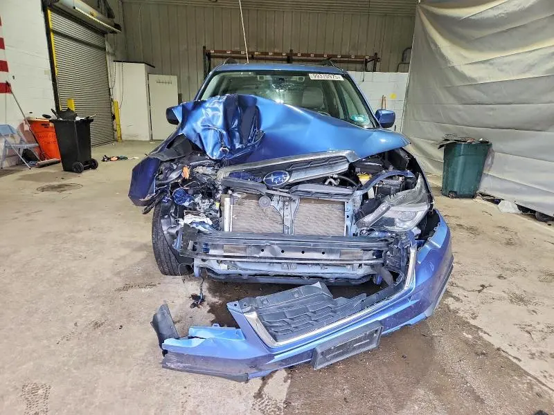 2017 SUBARU FORESTER 2.5I LIMITED  