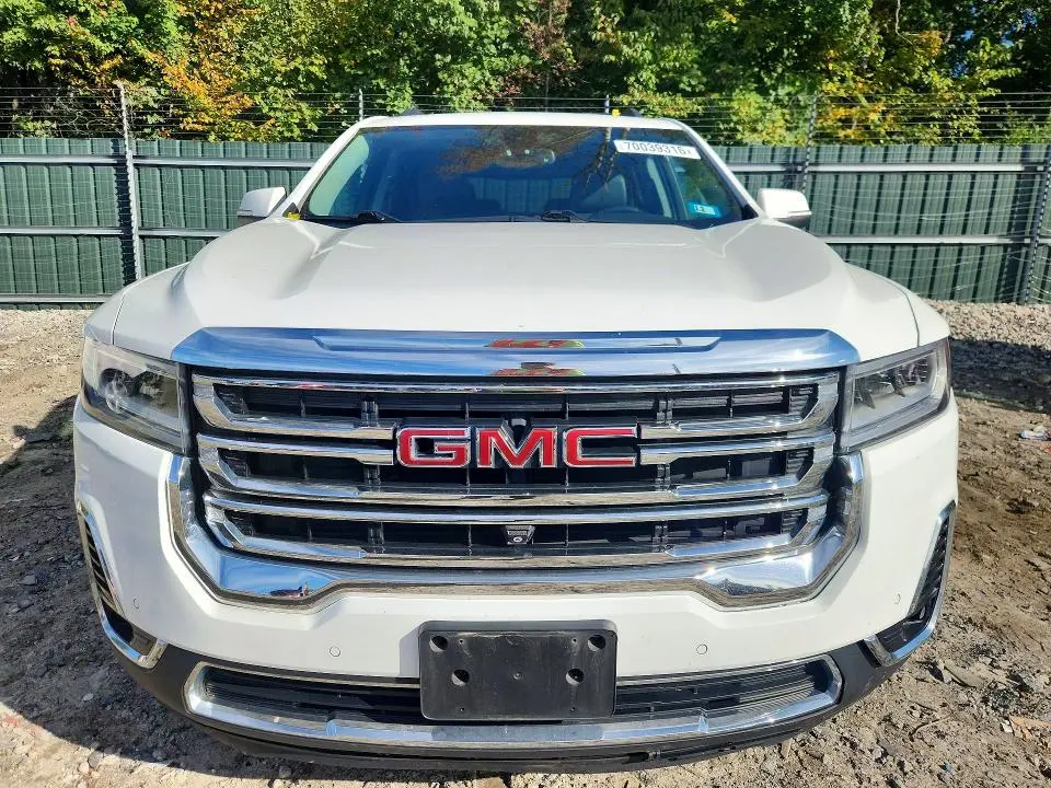 2021 GMC ACADIA SLT  