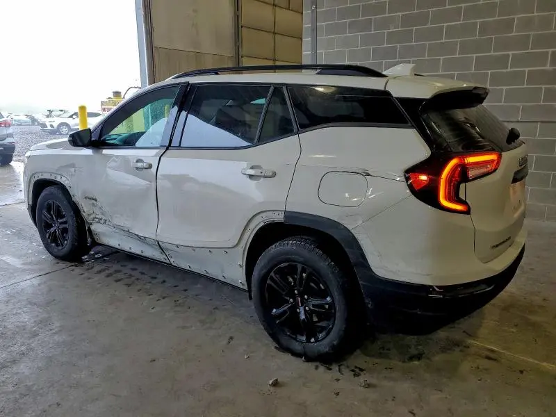 2023 GMC TERRAIN AT4  