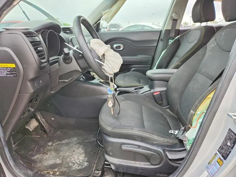 2015 KIA SOUL +  