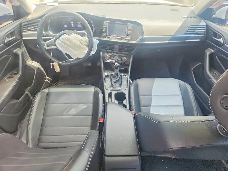 2022 VOLKSWAGEN JETTA SE  