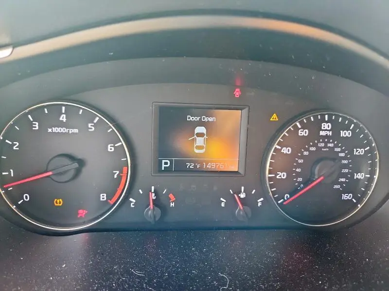 2016 KIA CADENZA LUXURY  