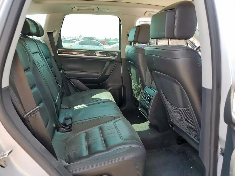 2013 VOLKSWAGEN TOUAREG V6 TDI  