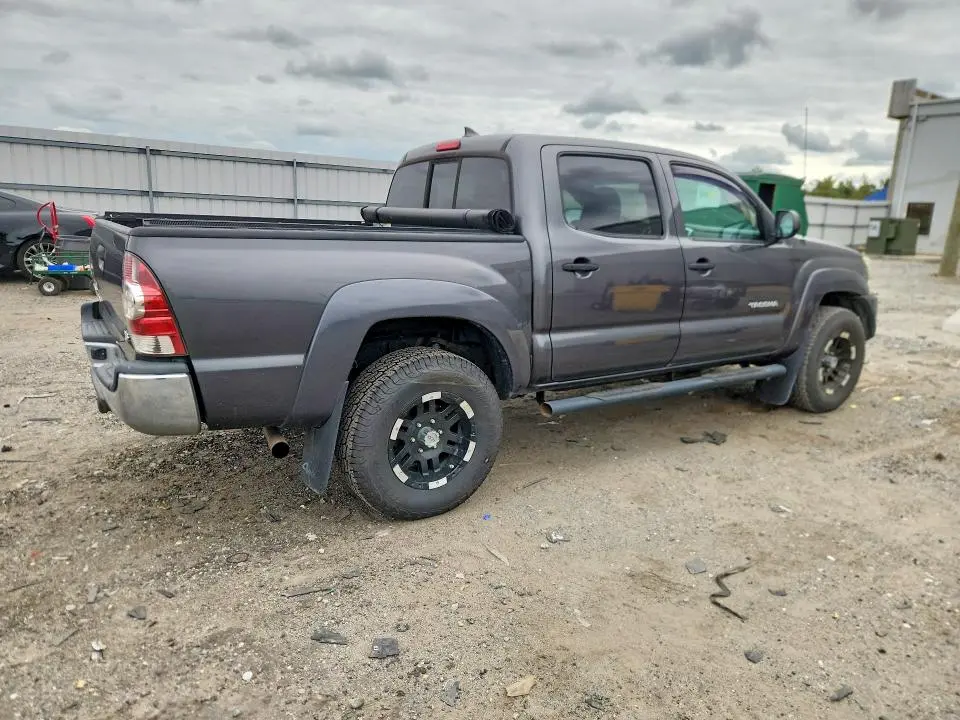 2015 TOYOTA TACOMA V6  