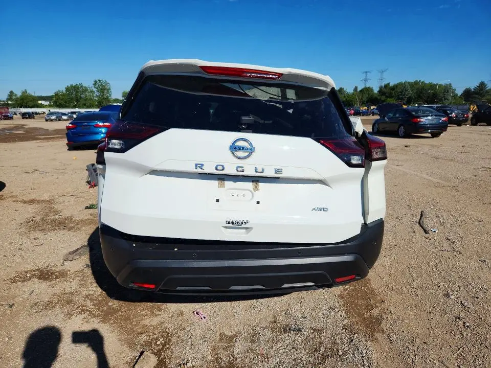 2021 NISSAN ROGUE S  