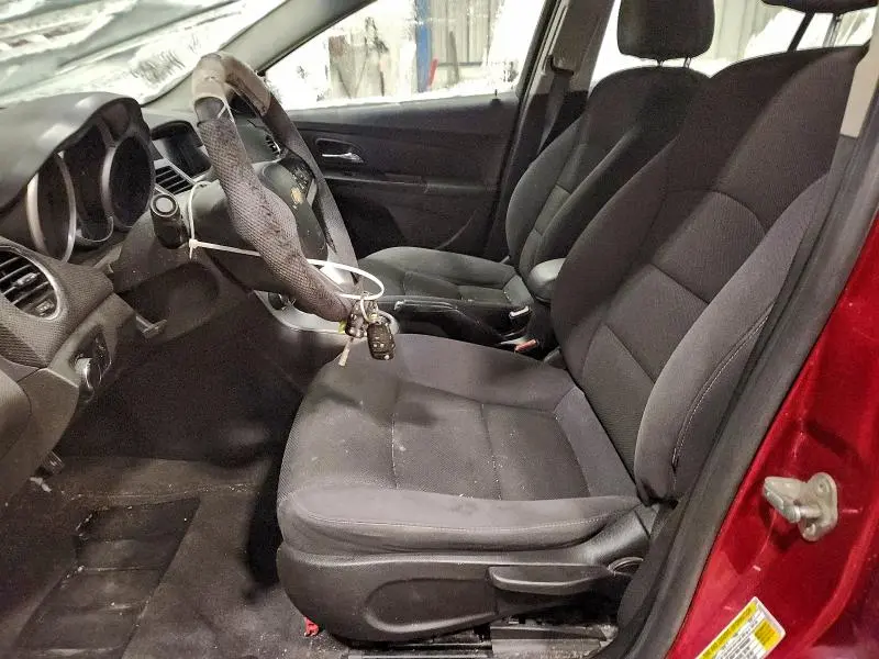 2013 CHEVROLET CRUZE LT  