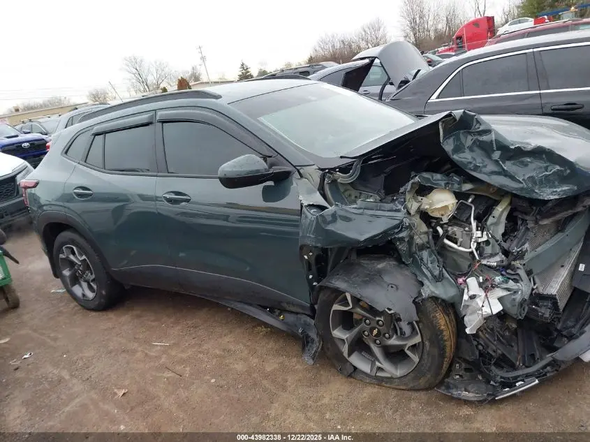 2025 CHEVROLET TRAX FWD LT