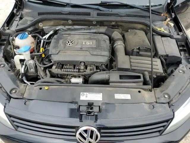 2014 VOLKSWAGEN JETTA SE  