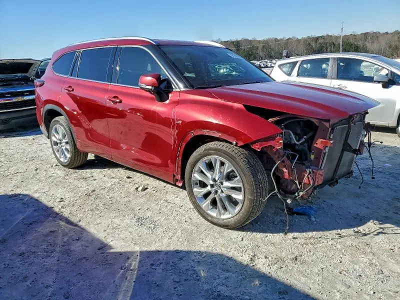 2022 TOYOTA HIGHLANDER LIMITED  