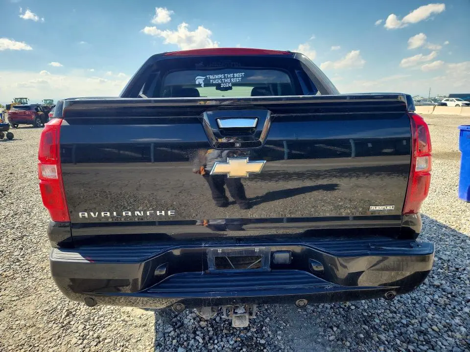 2011 CHEVROLET AVALANCHE LTZ  