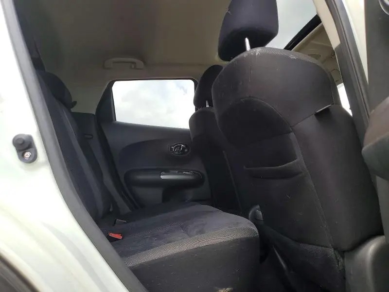 2012 NISSAN JUKE S  