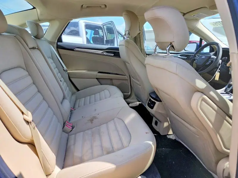 2013 FORD FUSION SE  