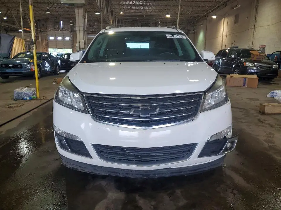 2017 CHEVROLET TRAVERSE LT  