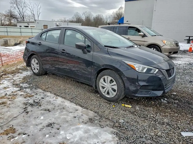 2021 NISSAN VERSA S  