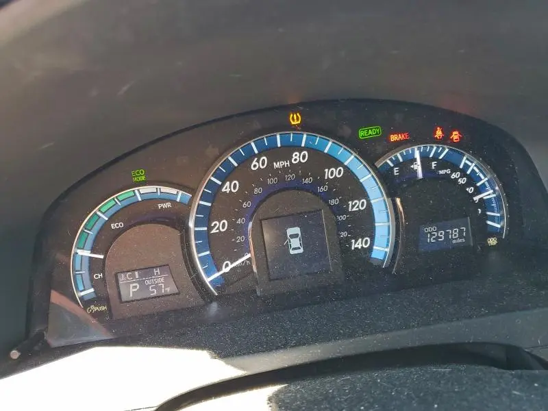 2012 TOYOTA CAMRY HYBRID  