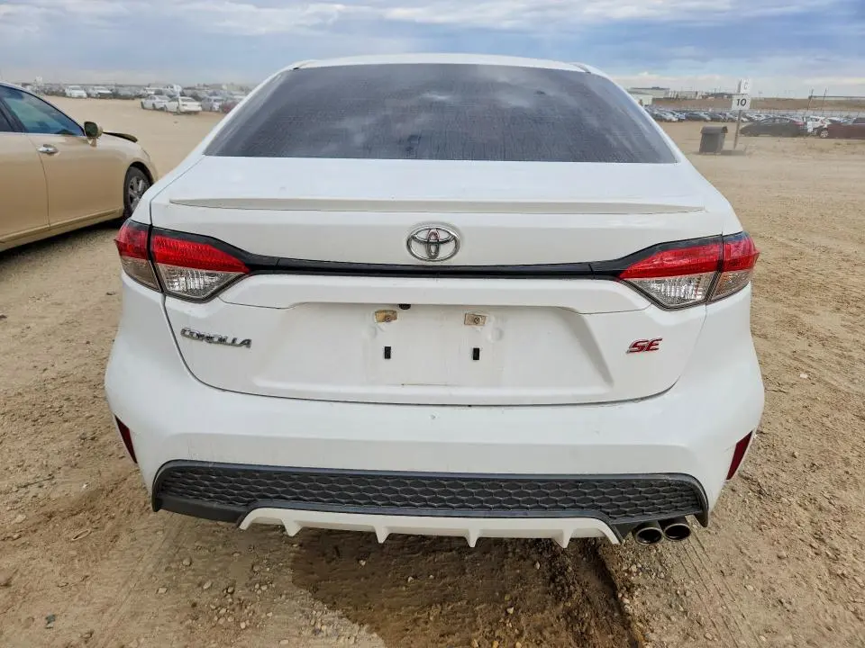 2022 TOYOTA COROLLA SE  