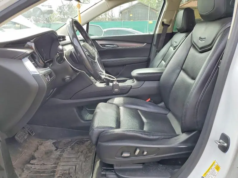 2017 CADILLAC XT5 PREMIUM LUXURY  