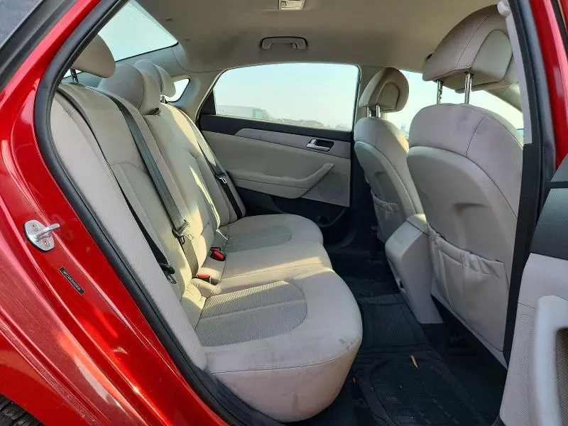 2017 HYUNDAI SONATA SE  