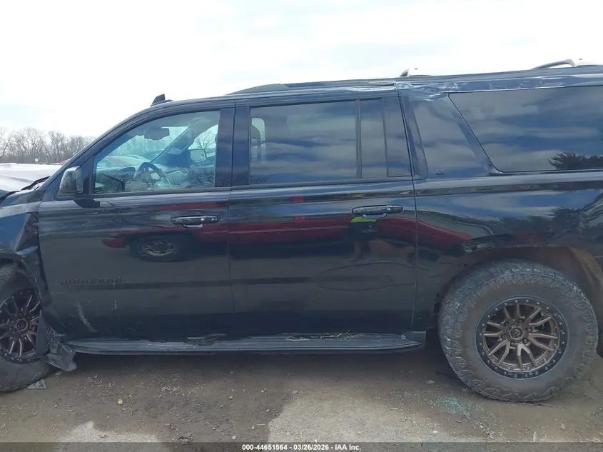 2019 CHEVROLET SUBURBAN LT