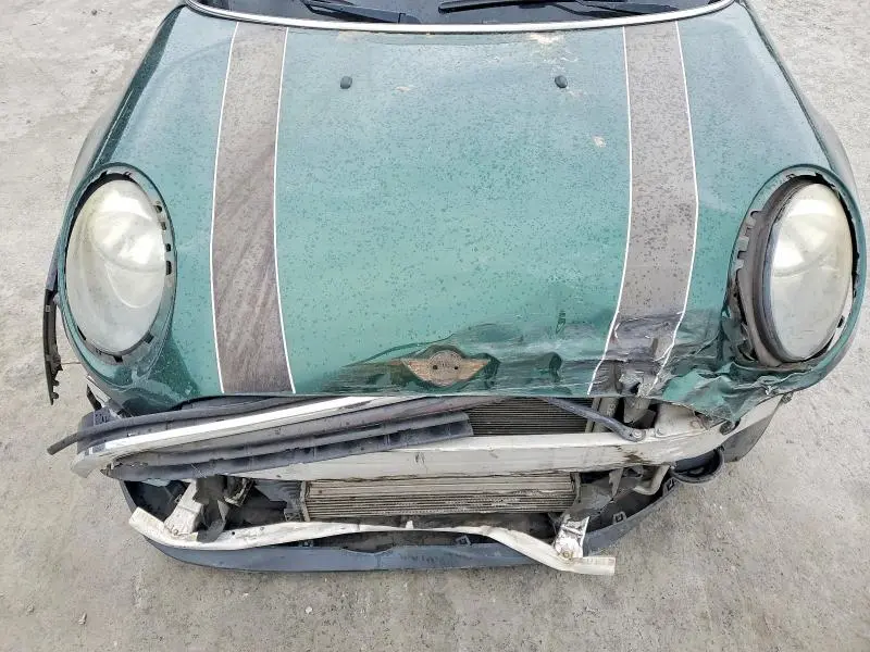 2016 MINI COOPER   