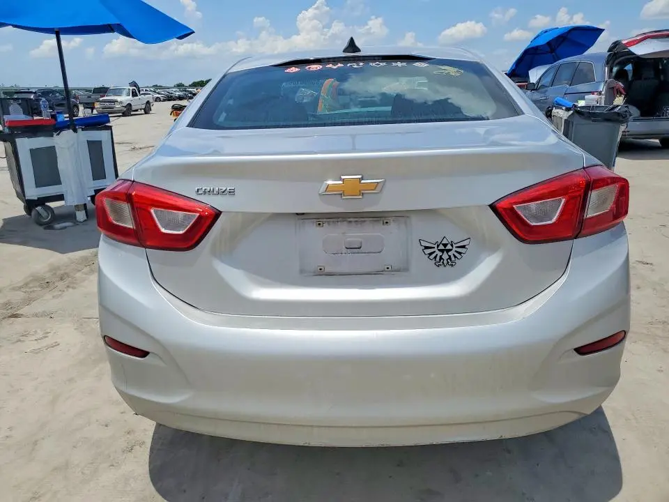 2018 CHEVROLET CRUZE LS  
